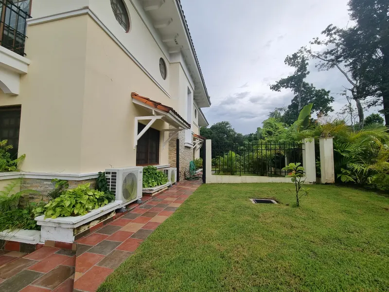 Venta casa en Clayton