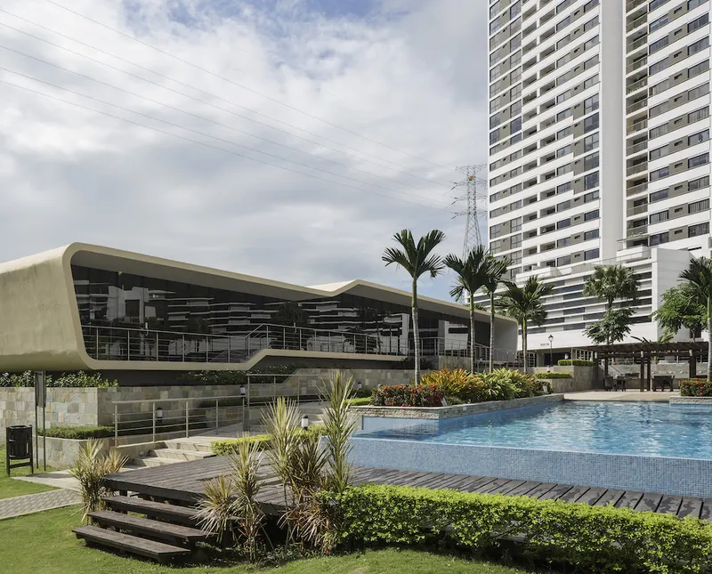 Venta de Apartamento en PH Country Club, Condado del Rey