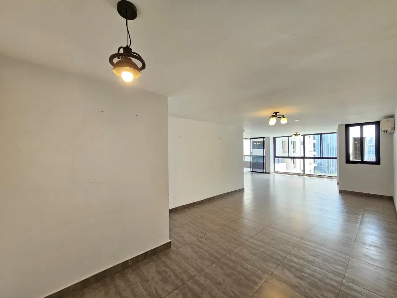 Venta de Apartamento en PH Perlas del Pacifico, Punta Paitilla — 1 de 32