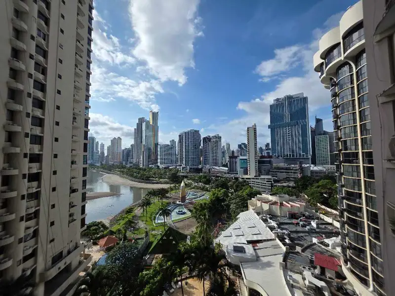 Venta de Apartamento en PH Perla del Pacifico, Paitilla
