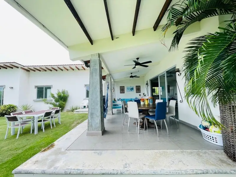 Casa en Alquiler, en PH La Mare Punta Barco, San Carlos