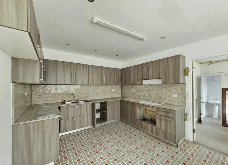 Sale of House in Loma Grande, San Francisco