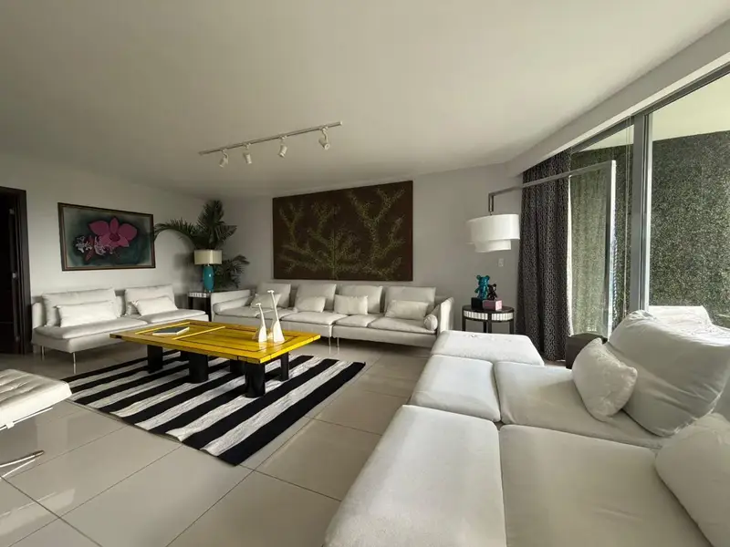 Venta de apartamento en PH ALLURE, Ave. Balboa