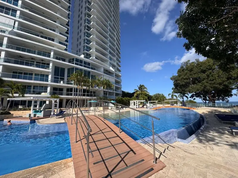 Venta de apartamento en PH Santa Clara Residences, Santa Clara