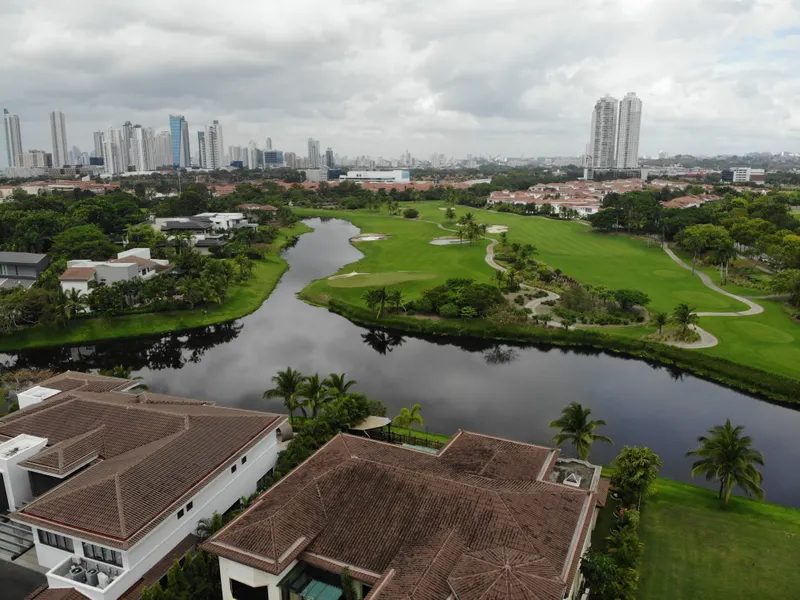 Venta de Mansión en Island Estates, Santa Maria