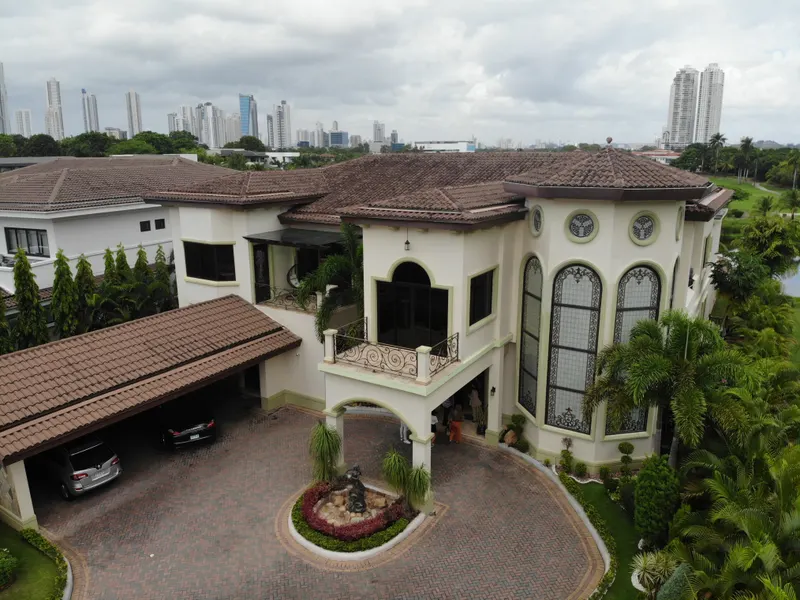 Venta de Mansión en Island Estates, Santa Maria
