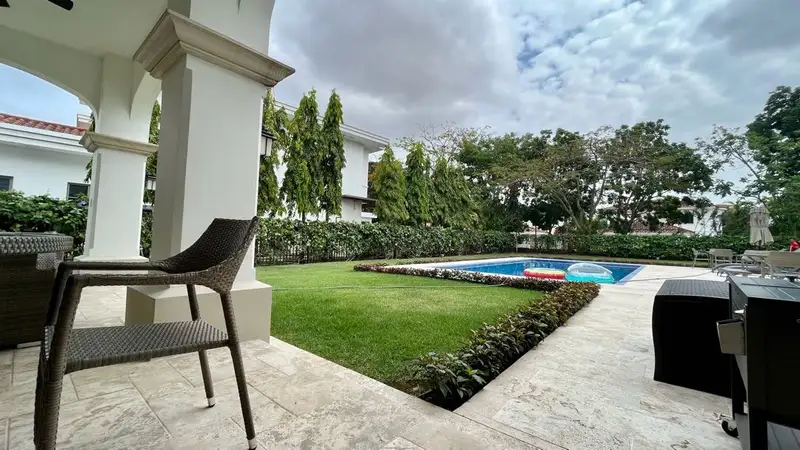 Venta de casa en PH Fairway, Santa María