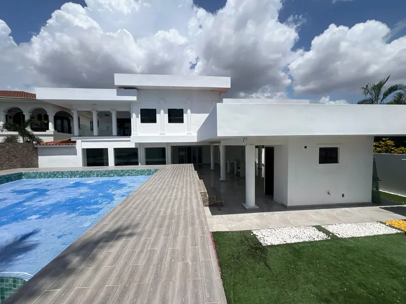 Venta de Casa en Costa del Este, Residencial Begonias