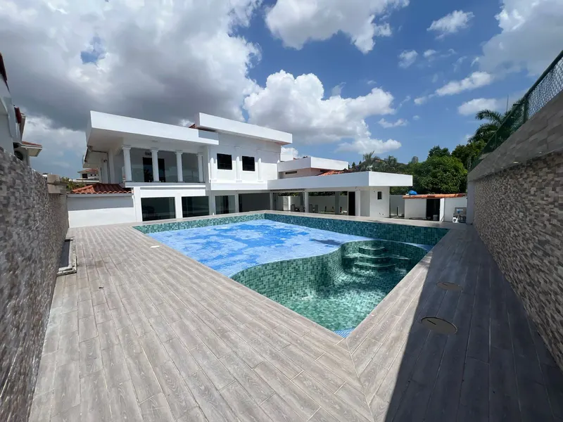 Venta de Casa en Costa del Este, Residencial Begonias