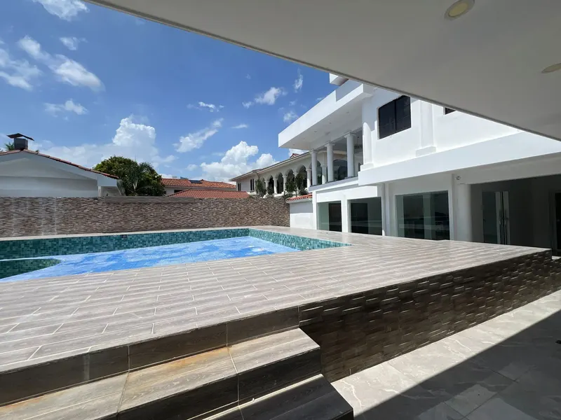 Venta de Casa en Costa del Este, Residencial Begonias