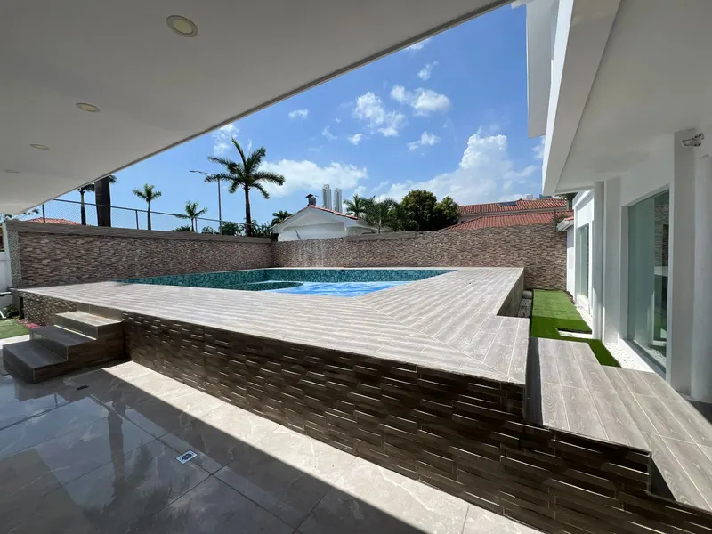 Venta de Casa en Costa del Este, Residencial Begonias