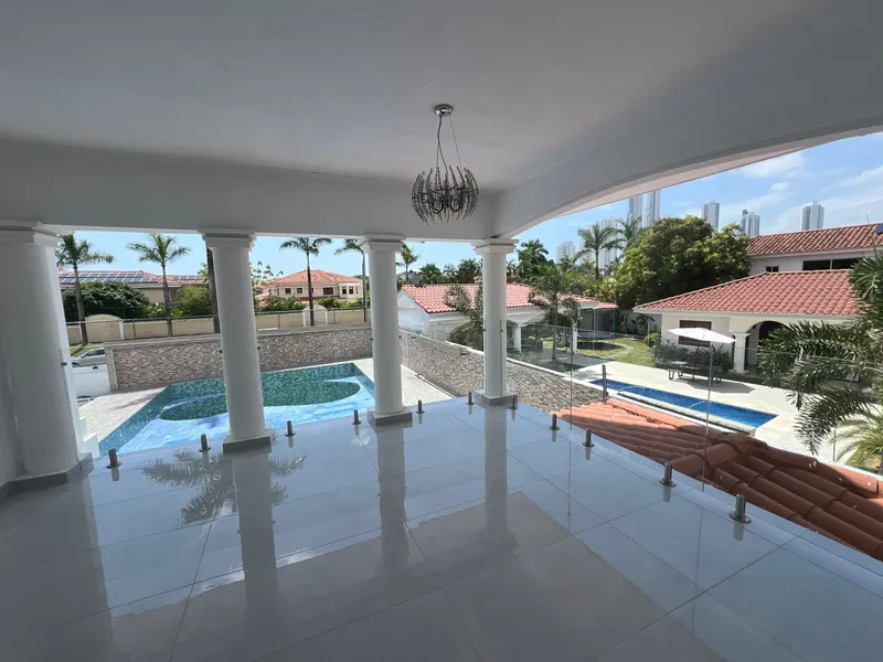 Venta de Casa en Costa del Este, Residencial Begonias