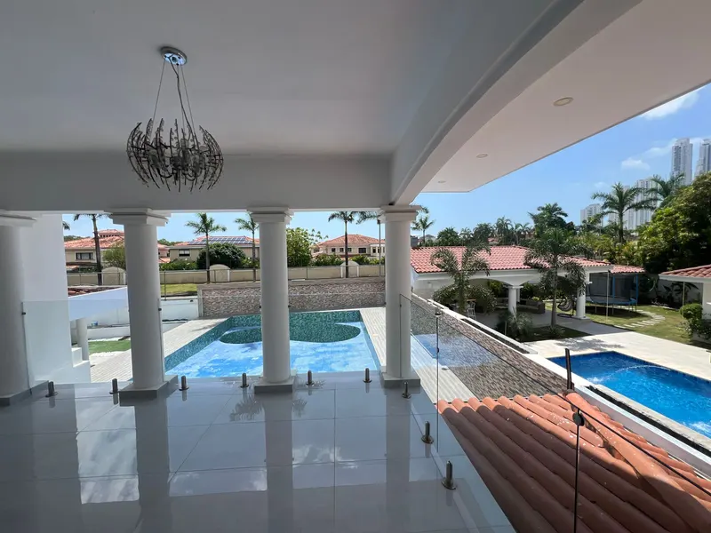 Venta de Casa en Costa del Este, Residencial Begonias