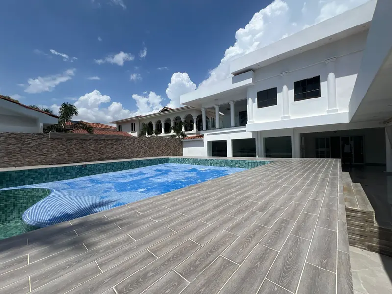 Venta de Casa en Costa del Este, Residencial Begonias