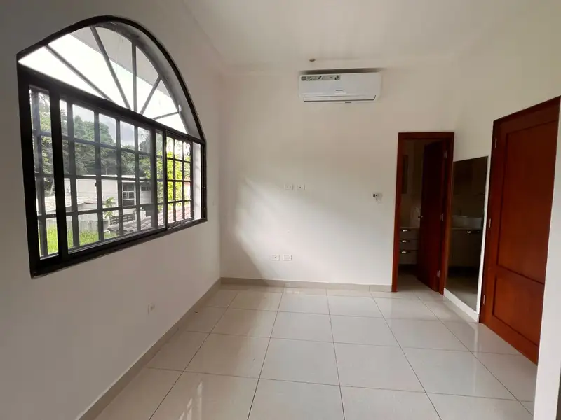 Venta de casa en Llanos de Curundu, Albrook