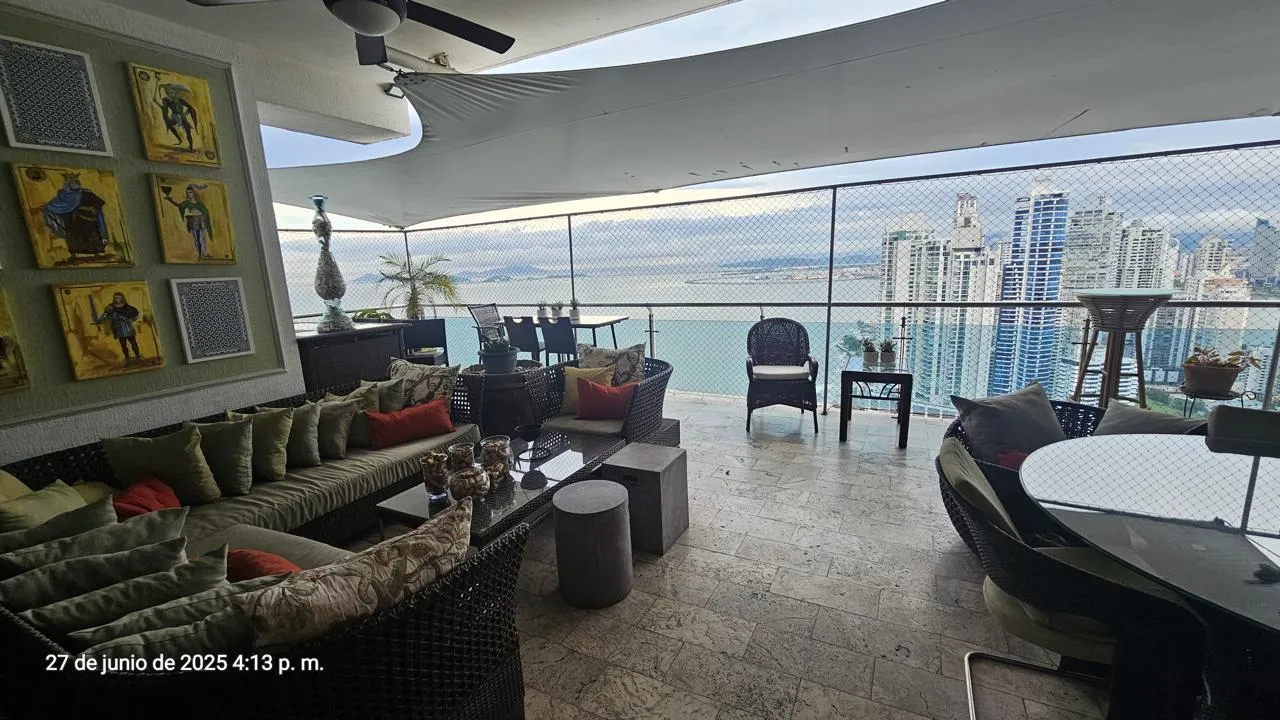 Alquiler de Apartamento en PH Aqualina, Punta Pacifica — 1 de 9