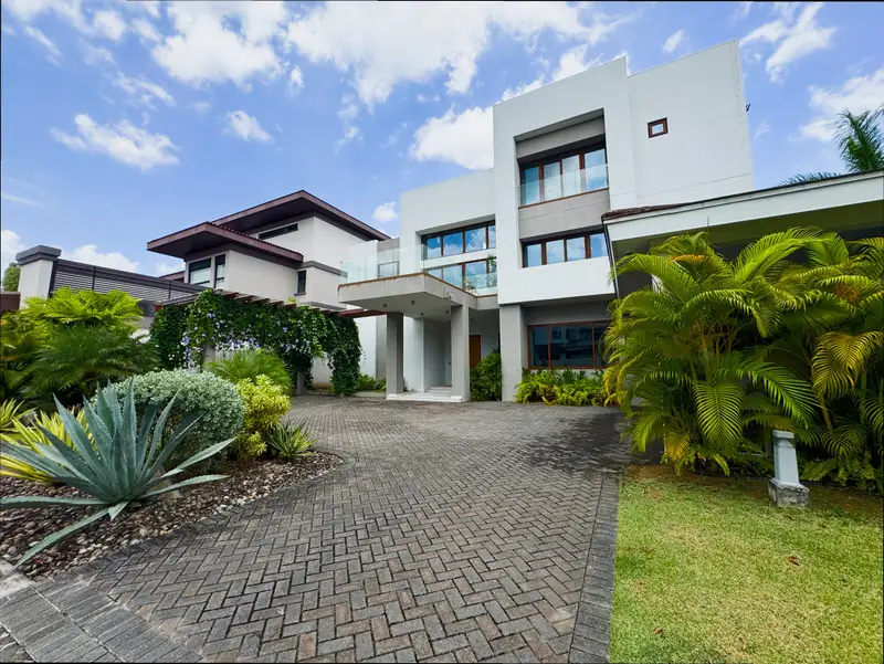 Venta de Casa en Residencial Balmoral, Costa del Este