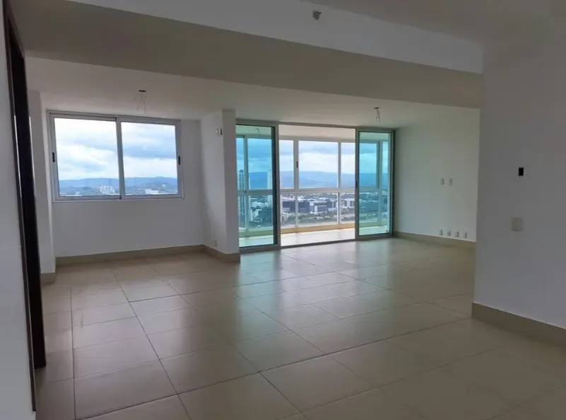 Venta de Apartamento en PH Breeze, Costa del Este