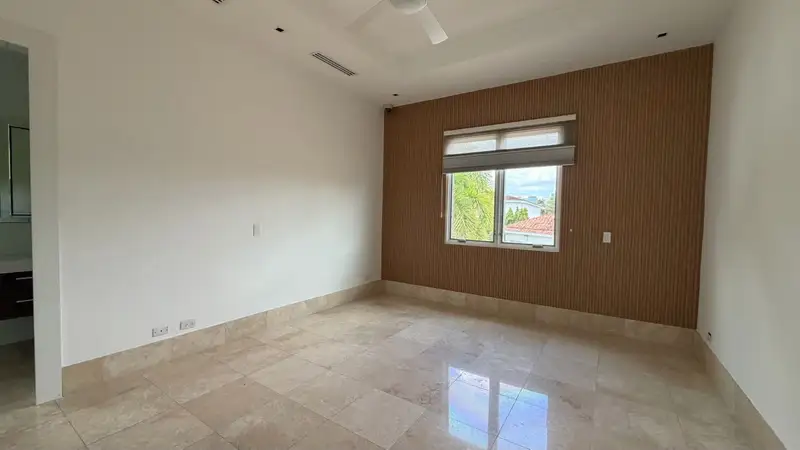 Venta de casa en Santa Marìa