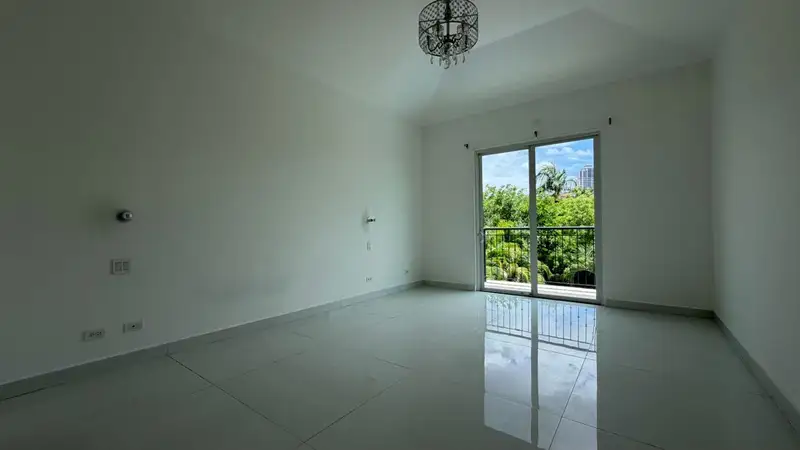 Venta de casa en Santa Marìa