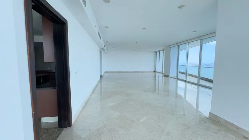 Alquiler de apartamento en Paitilla, Edificio The Point