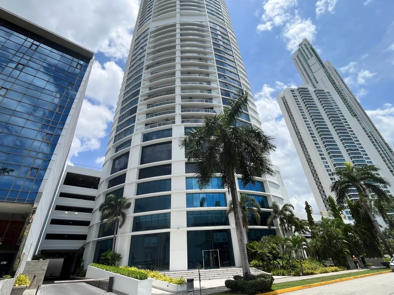 Venta de Apartamento en PH Pearl at the Sea en Costa Del Este — 1 de 13